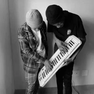 Leroy SA & Lowbass Djy – Saka x Mkhukhu