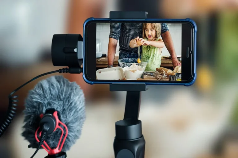 The Rise of Digital Streaming Revolutionizing the Entertainment Industry