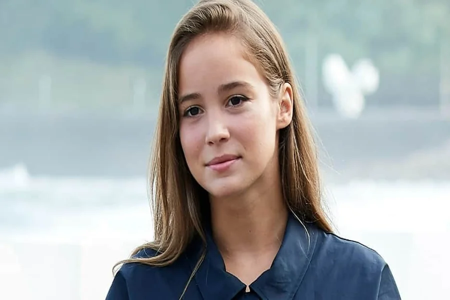 Alba Baptista Height